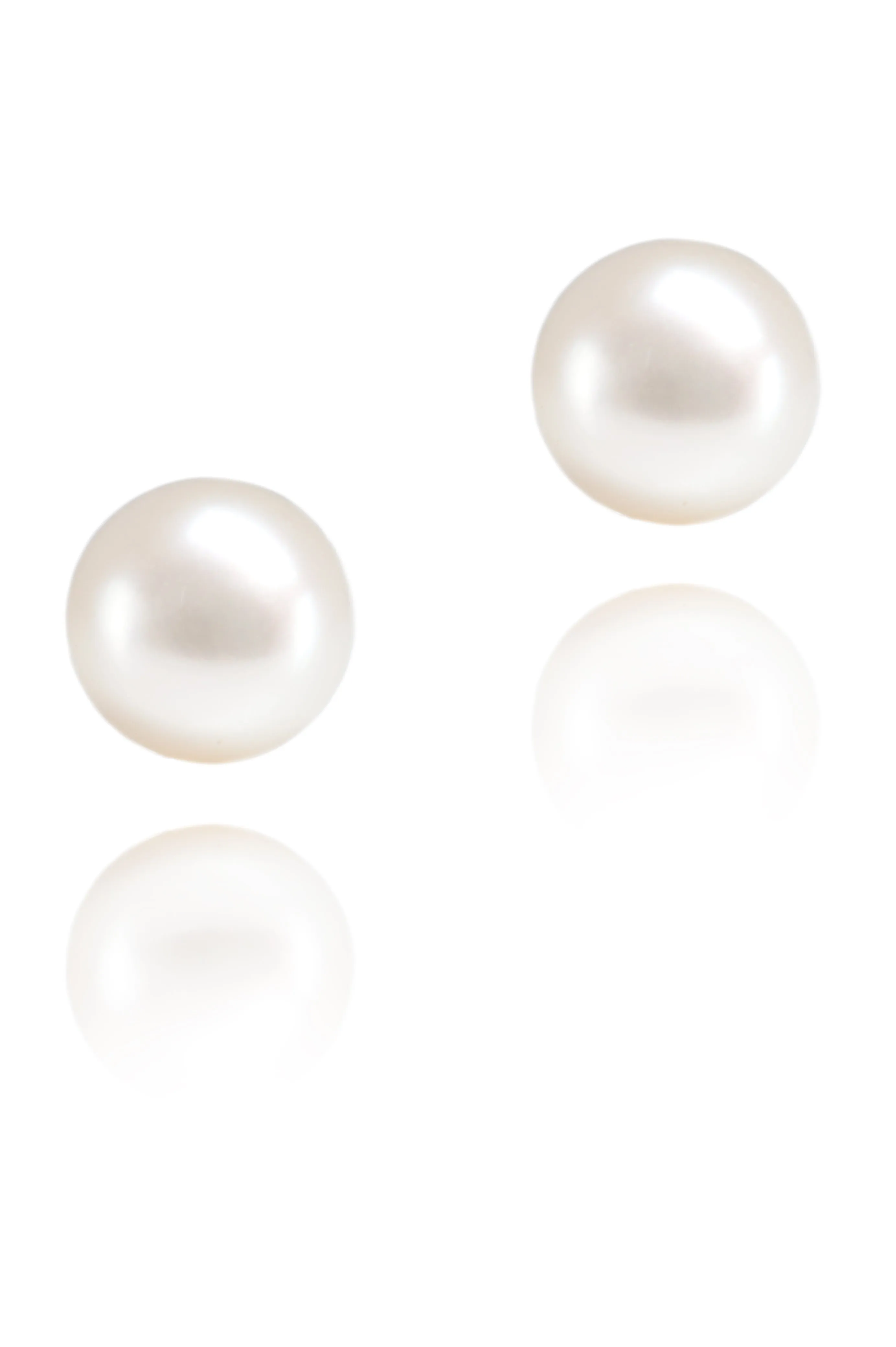 10-10.5mm White Freshwater Pearl Studs