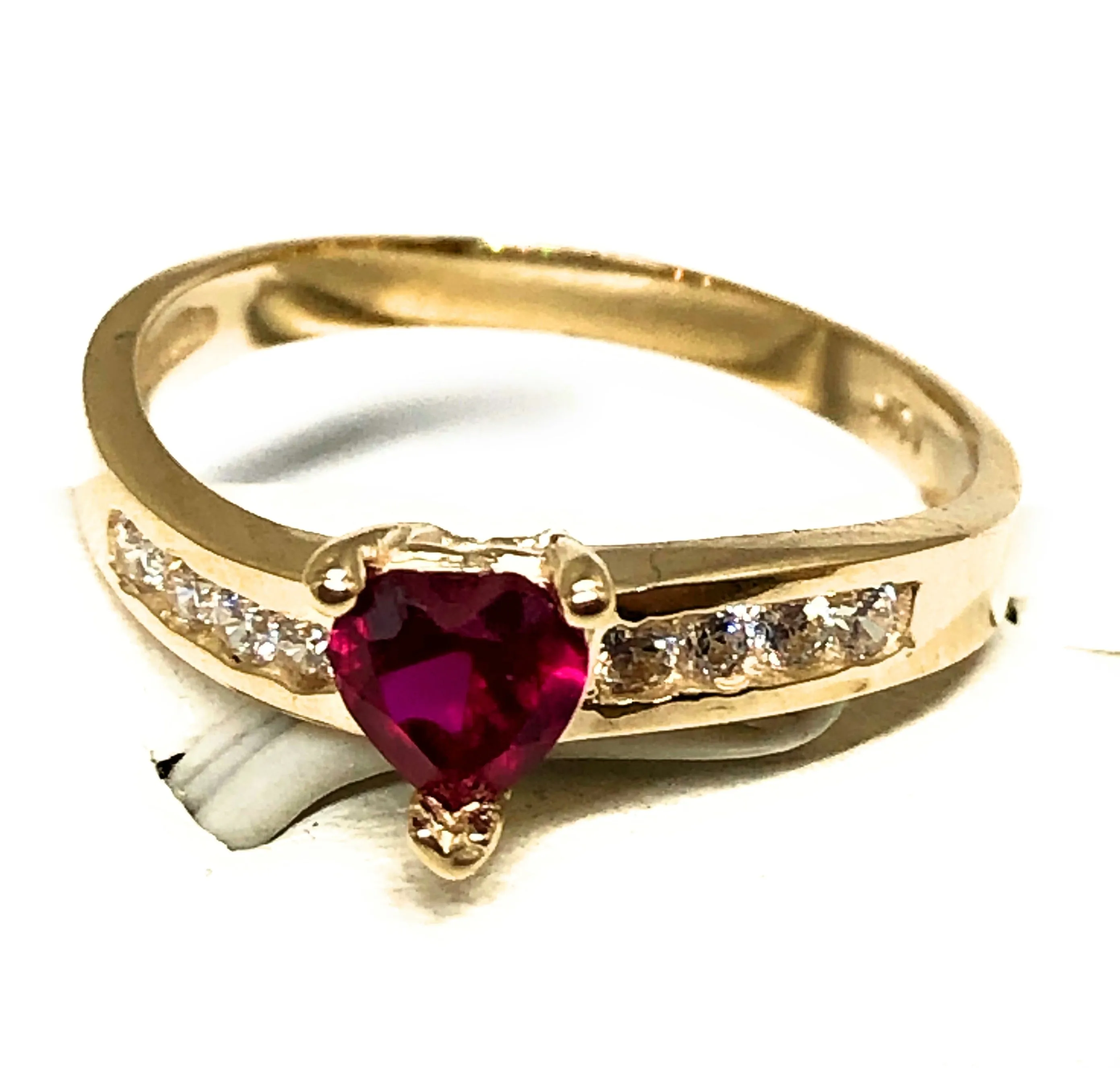 10k Solid Gold Yellow Gold Heart Red CZ Ring