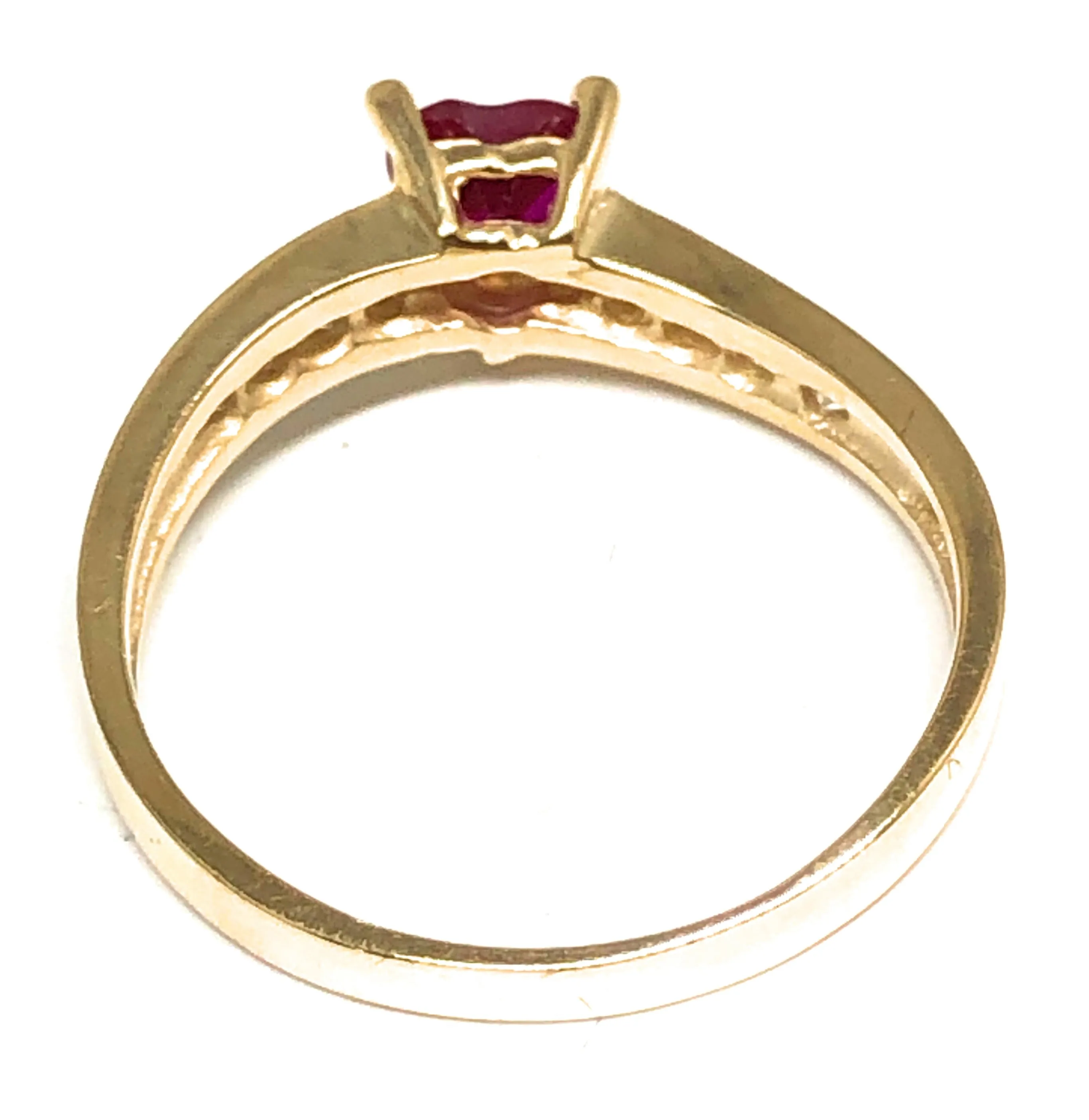 10k Solid Gold Yellow Gold Heart Red CZ Ring