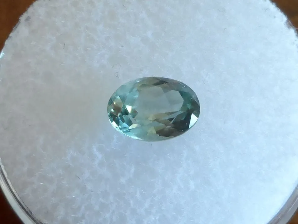 1.25 cts. SPARKLING BLUE/GREEN NATURAL MONTANA SAPPHIRE