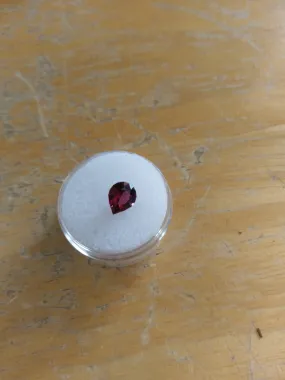 1.75ct CUSTOM CUT MONTANA GARNET