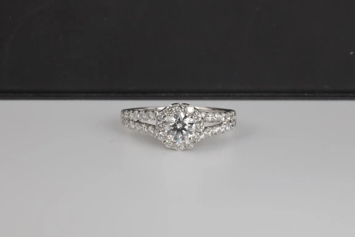 18k White Gold 1.43ctw Diamond Engagement Ring Size 4 (4.00g.)