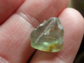 8.30cts. GORGEOUS GREEN ALL NATURAL MONTANA SAPPHIRE ROUGH