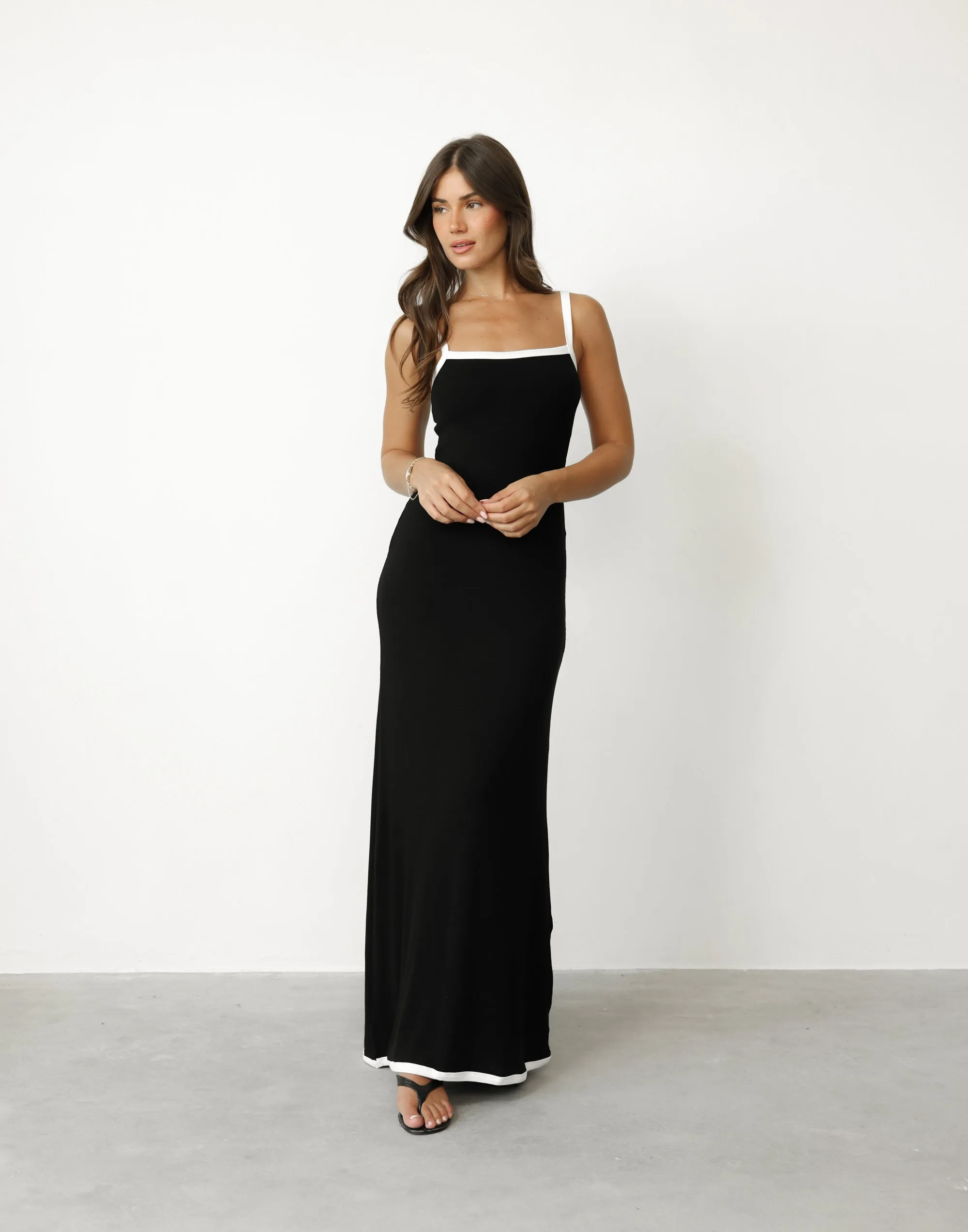 Amihan Maxi Dress (Black)