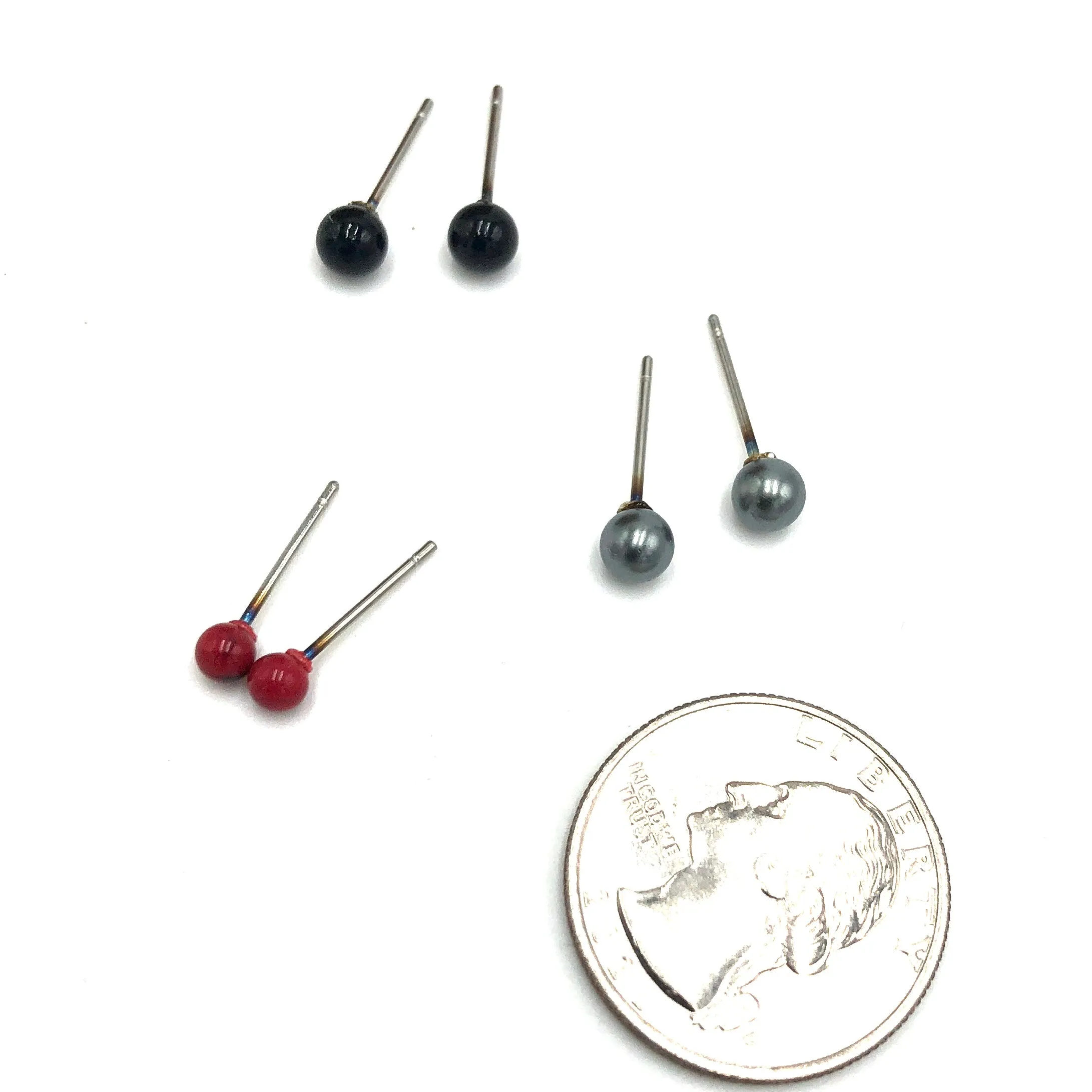 Cranberry Grey Pearl & Black Tiny Studs Earrings Set