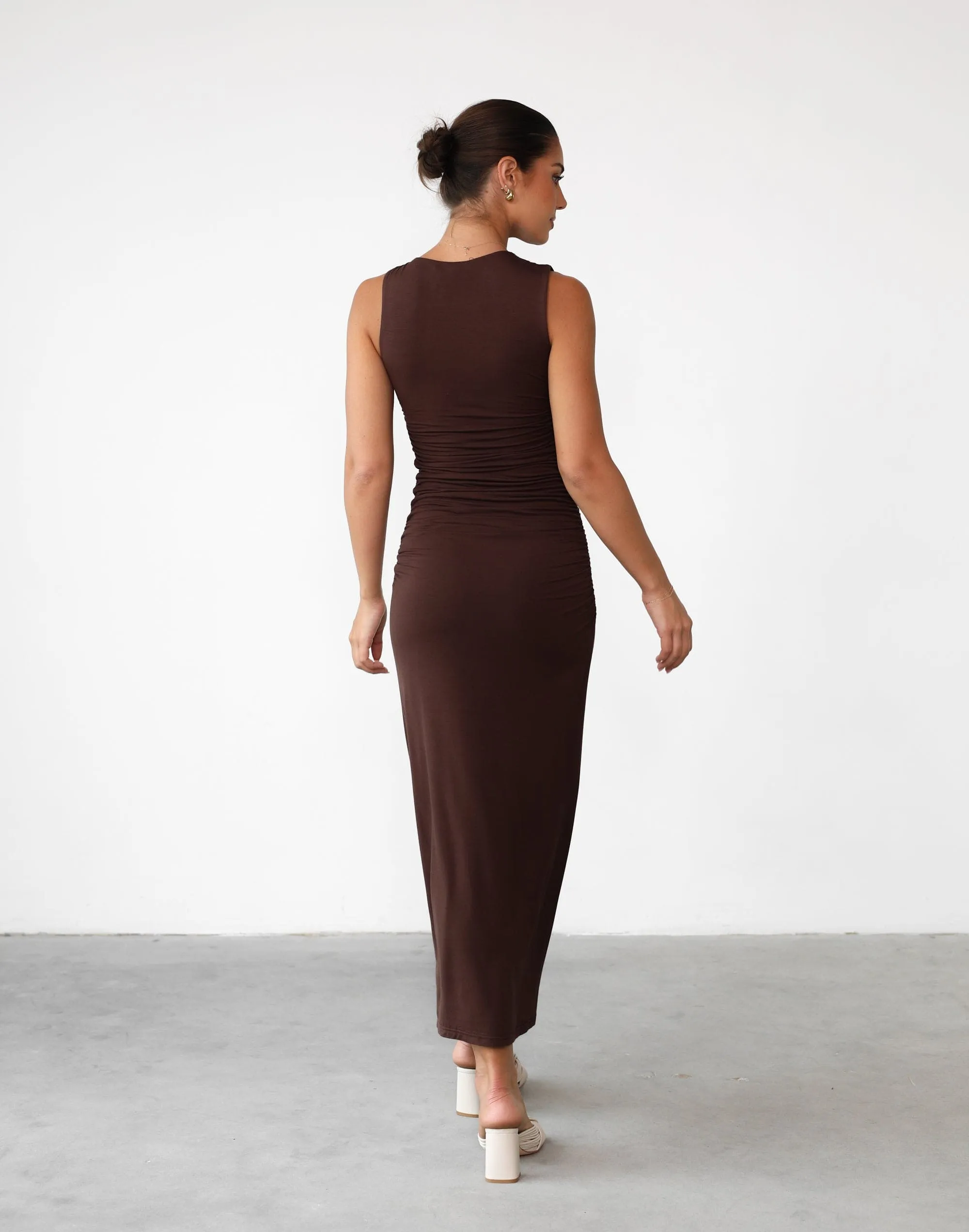 Delphine Maxi Dress (Cocoa)