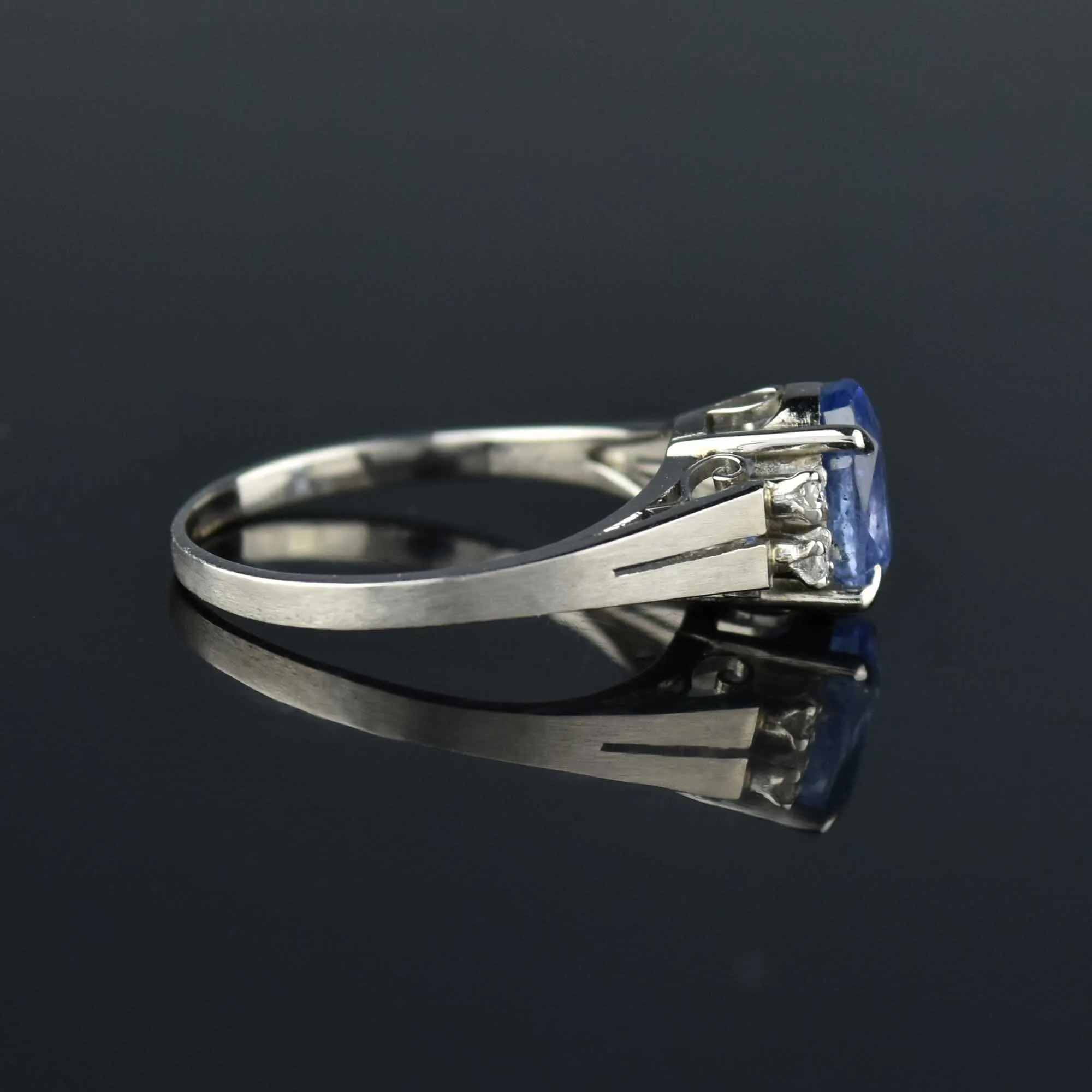 DEPOSIT Vintage Platinum Diamond Natural Blue Sapphire Ring