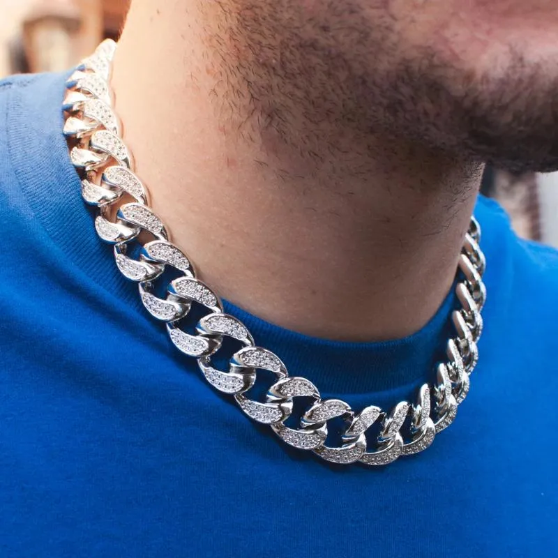 Diamond Cuban Link Chain (18mm) in White Gold