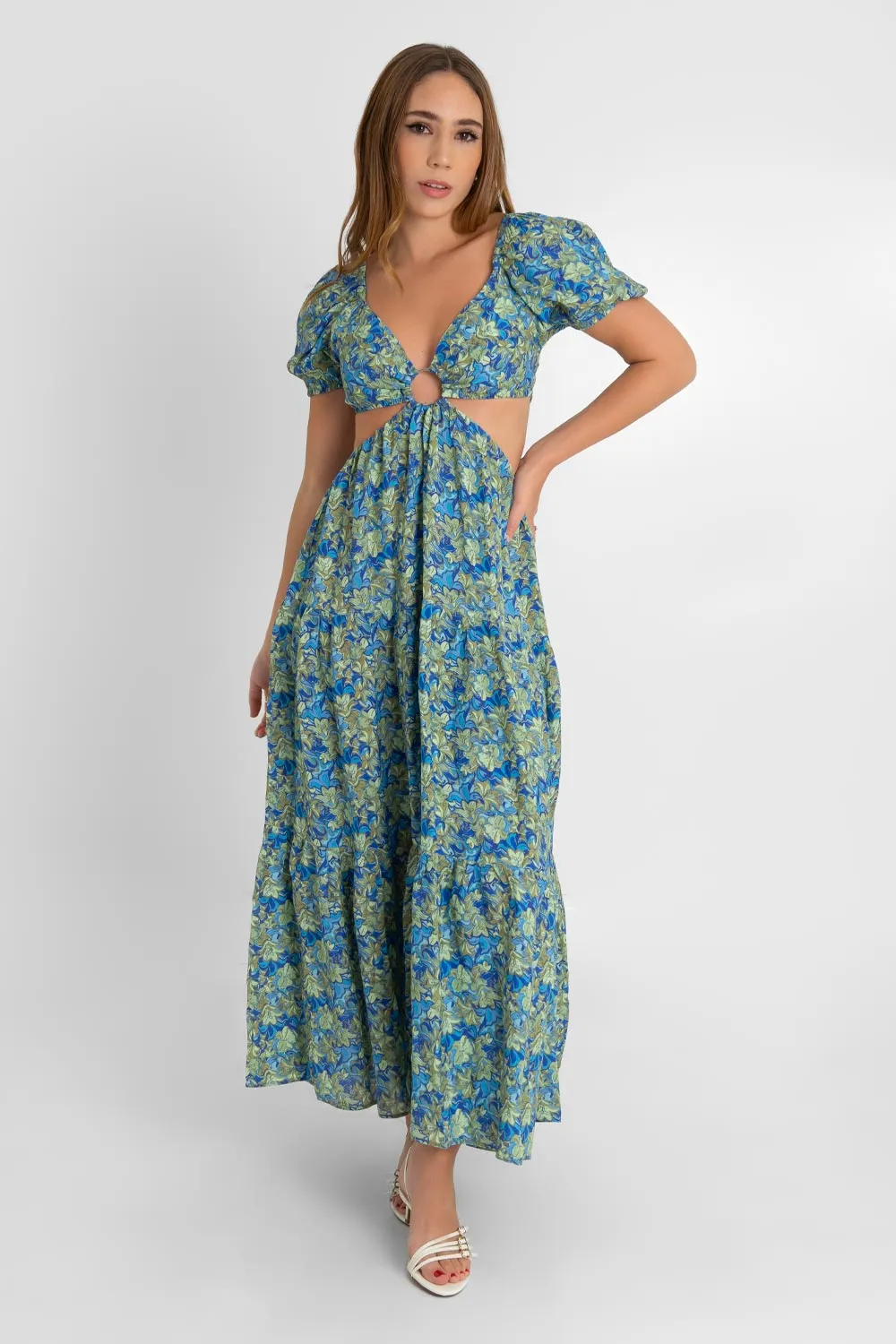 Maxi vestido floral con lazado en espalda