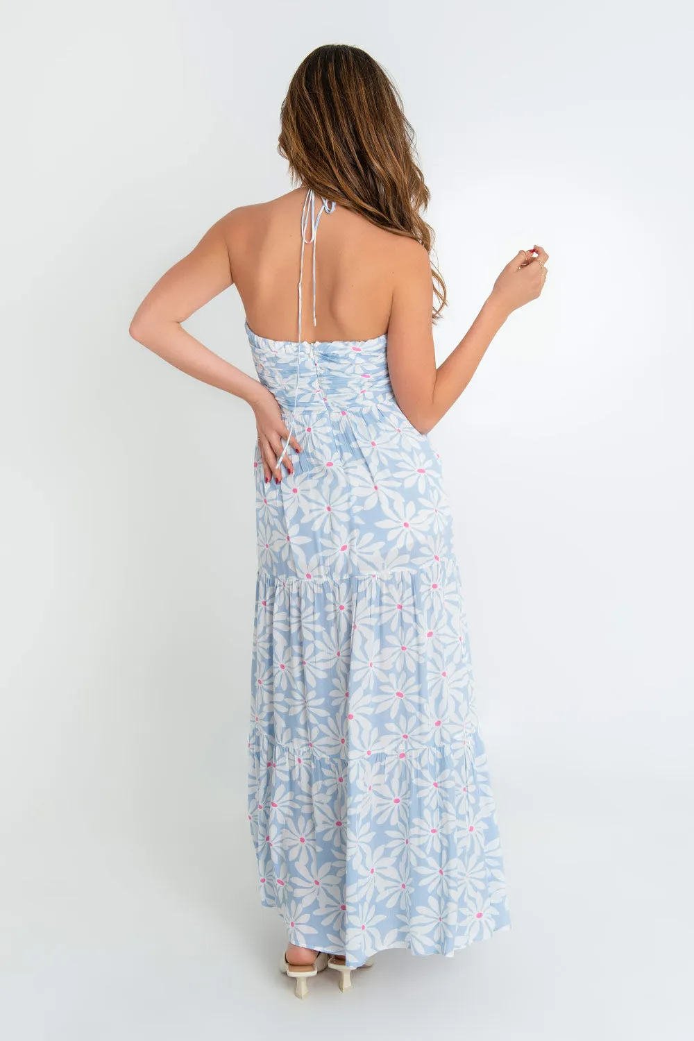 Maxi vestido floral halter escote v con plisados