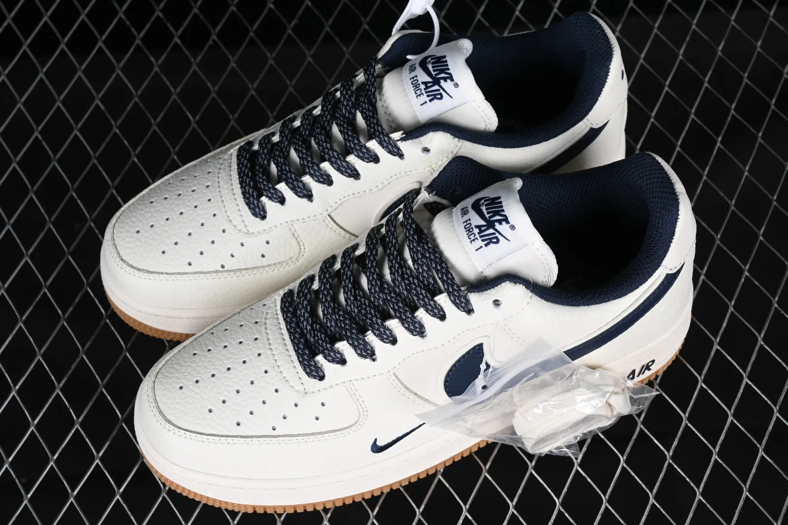 Nike Air Force 1 07 Low Rice White Navy Blue HD1689-104