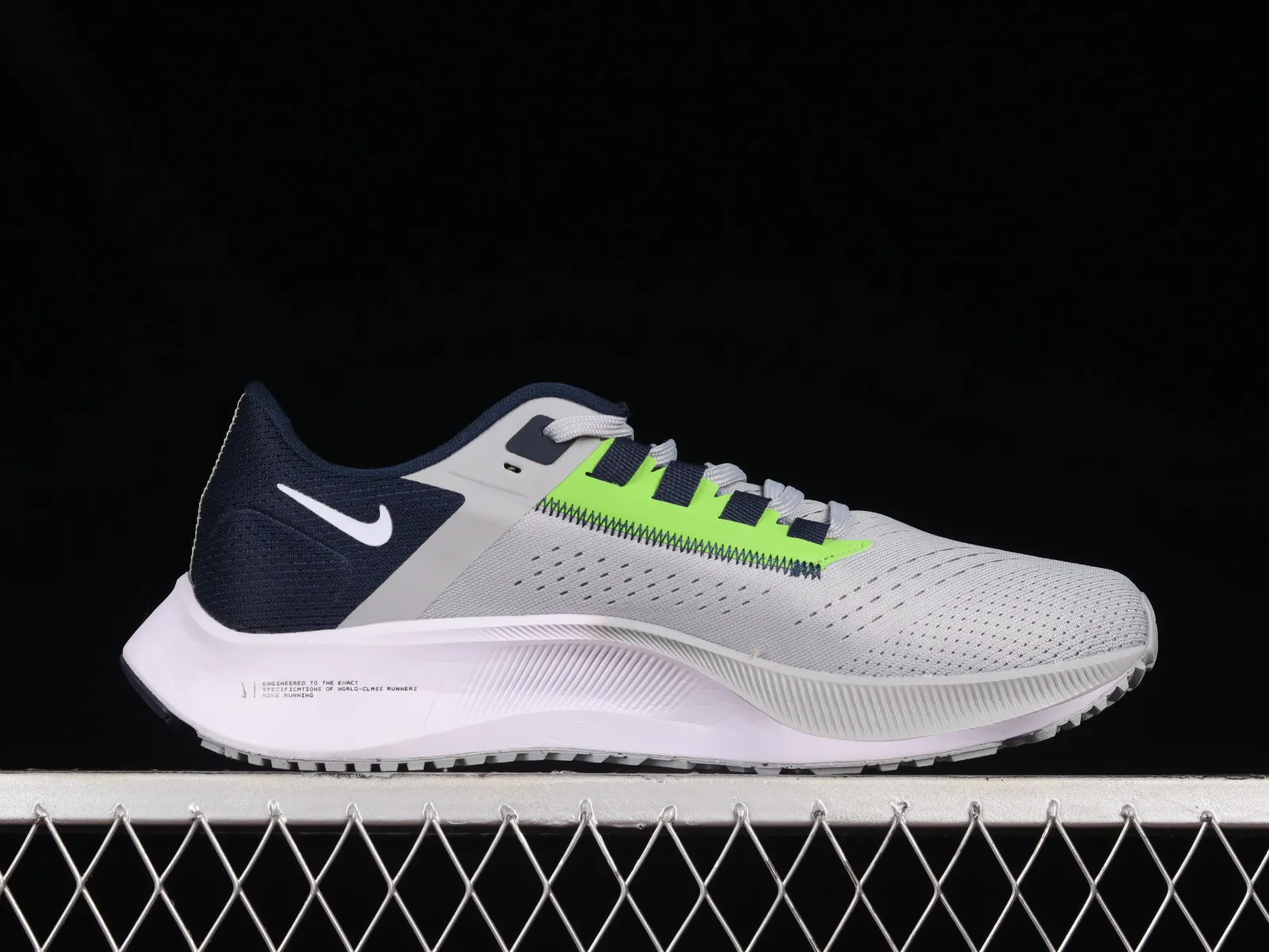 Nike Air Zoom Pegasus 38 Seattle Seahawks Wolf Grey College Navy Action Green DJ0854-001