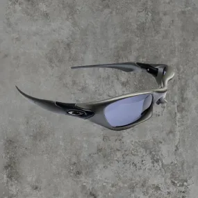 OAKLEY GRAPHITE GREY SUNGLASSES