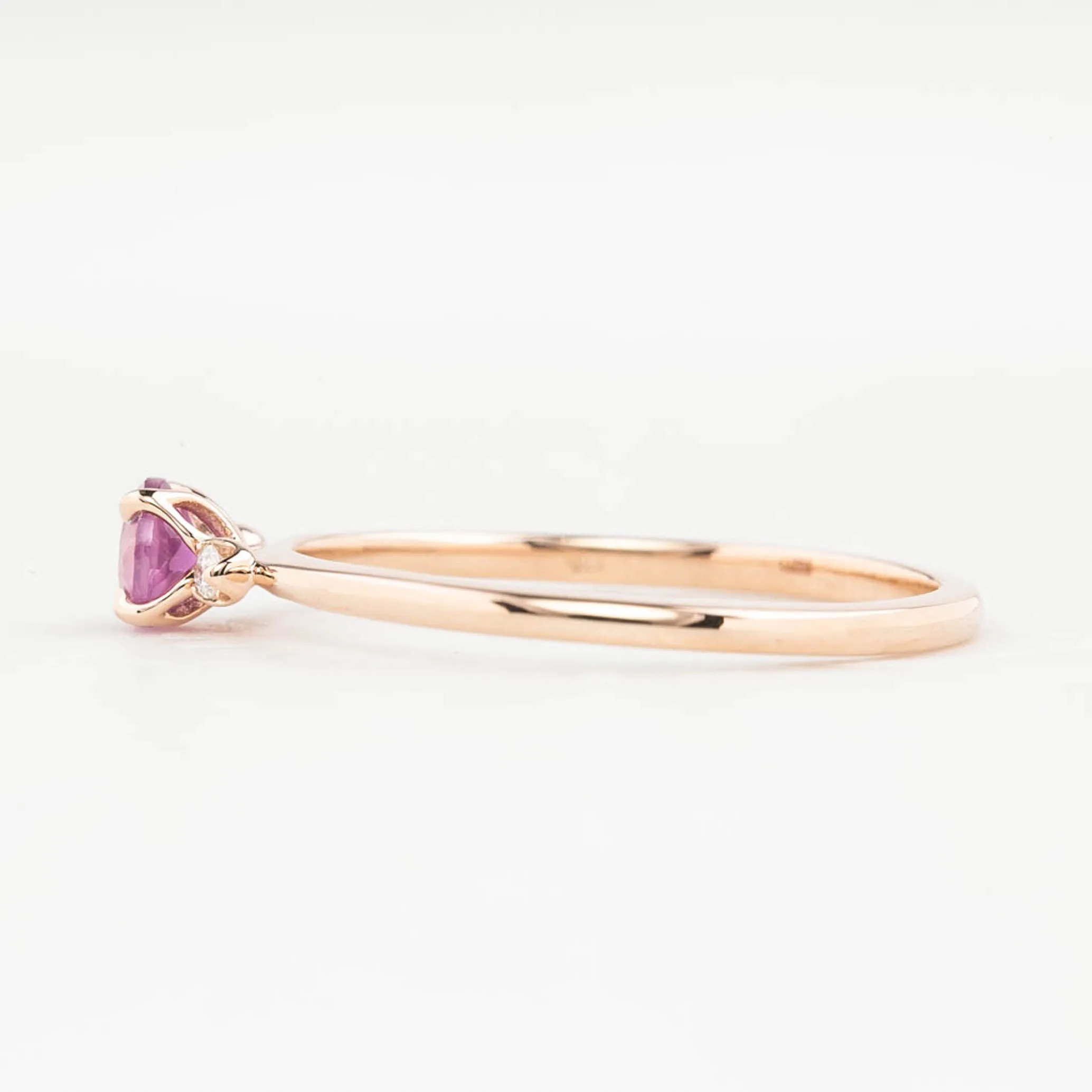 Sofia Ring 4mm 0.35ct Dark Pink Umba Sapphire, 14K Rose Gold