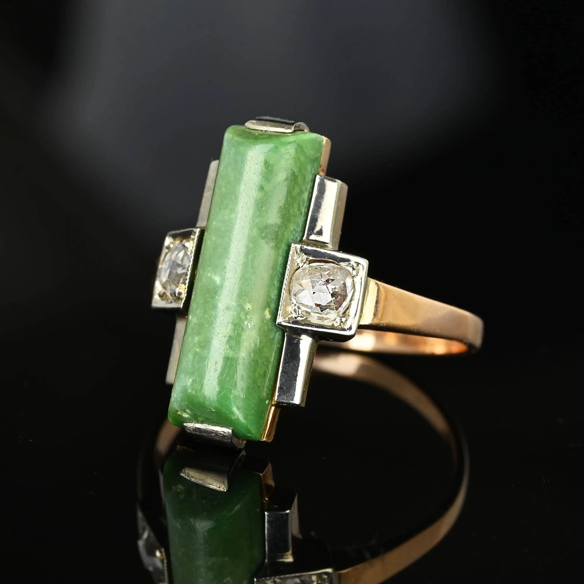 Unique Rose Cut Diamond Green Serpentine Ring in Gold