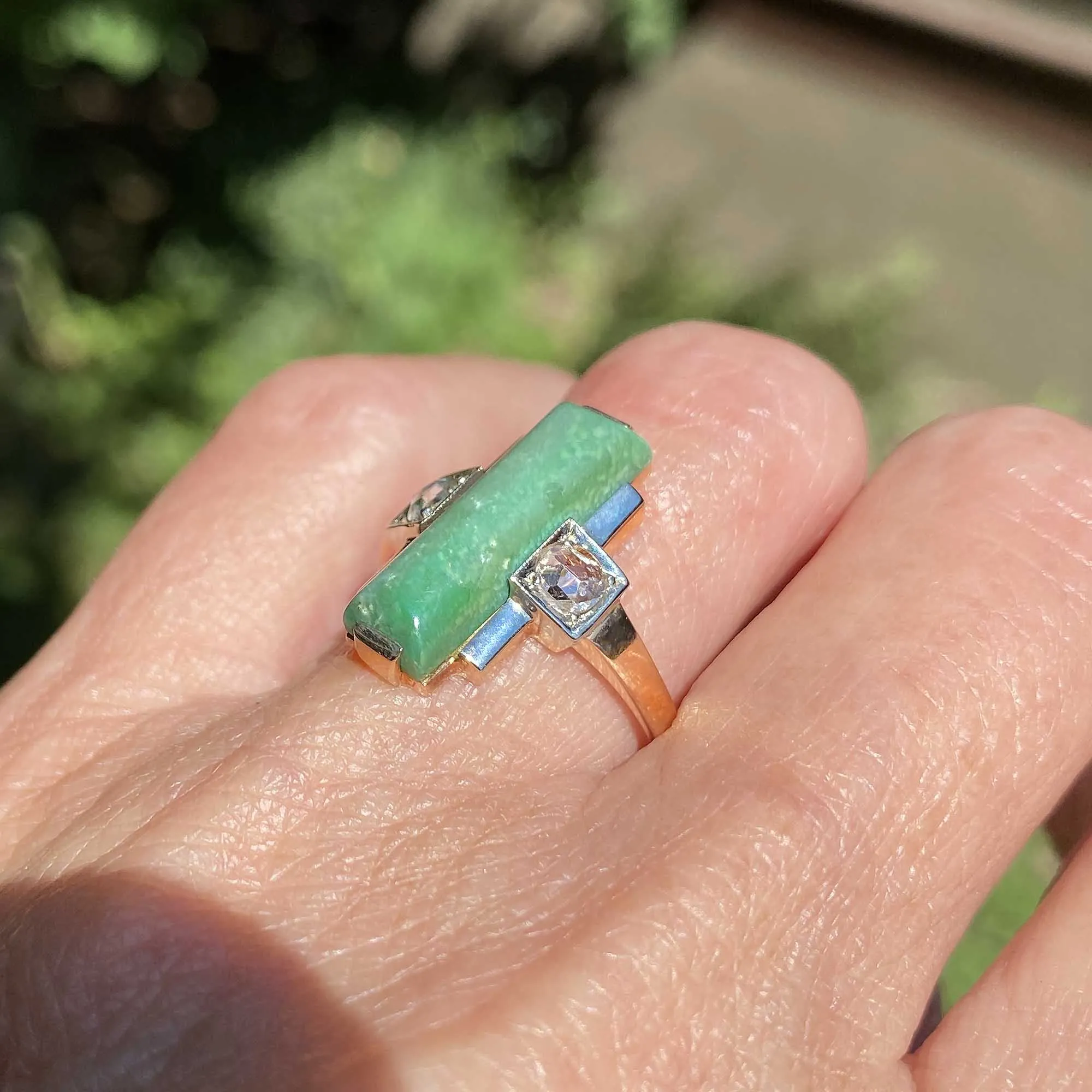 Unique Rose Cut Diamond Green Serpentine Ring in Gold