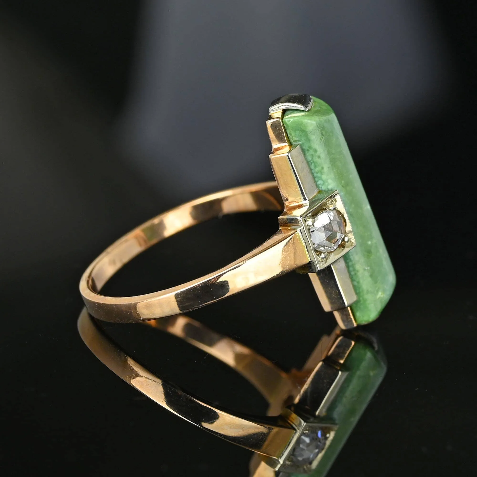 Unique Rose Cut Diamond Green Serpentine Ring in Gold